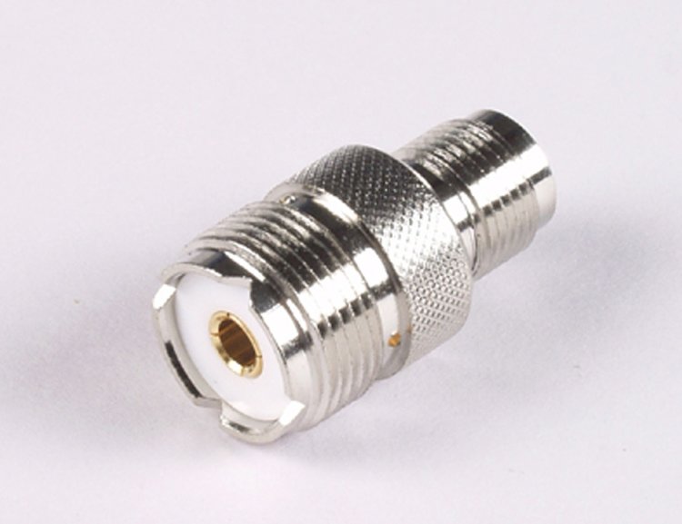 Переходник (TU-322) TNC(f) - UHF(f)